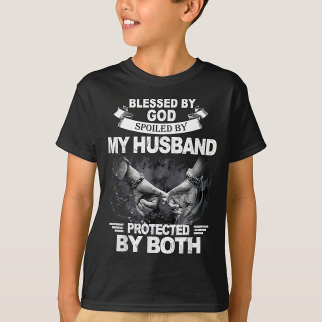 T-shirt Par Dieu Bénit Mari Gâté Protégé (Devant)