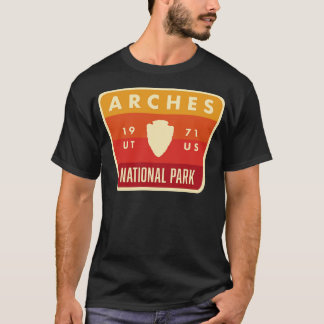 T-shirt Parc national Arches Arches Arrowhead rouge