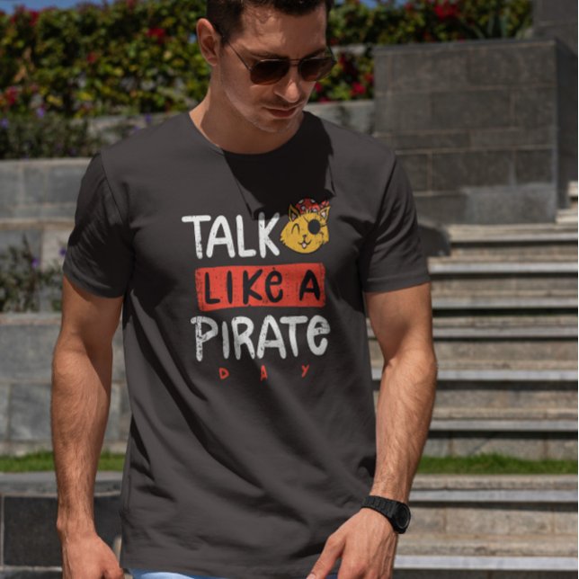 T-shirt Parler comme un jour de pirate (Créateur téléchargé)