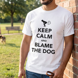 T-shirt Parodie de « Keep Calm » avec un chien impertinent