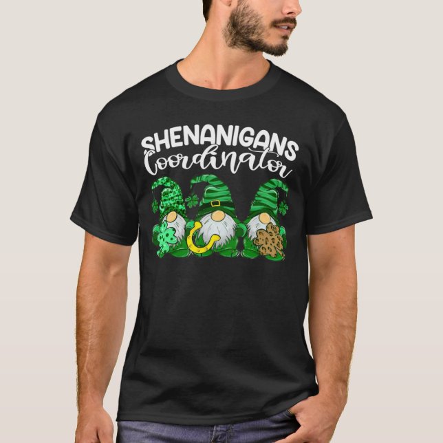 T-shirt Patrick Gnomes Shenanigans Coordinator Patricks Da (Devant)