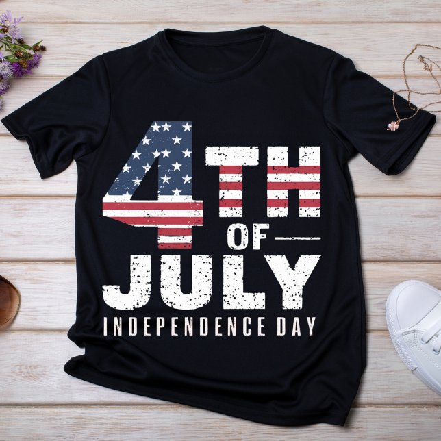T-shirt Patriotique rouge, blanc et bleu dévêtu (Créateur téléchargé)