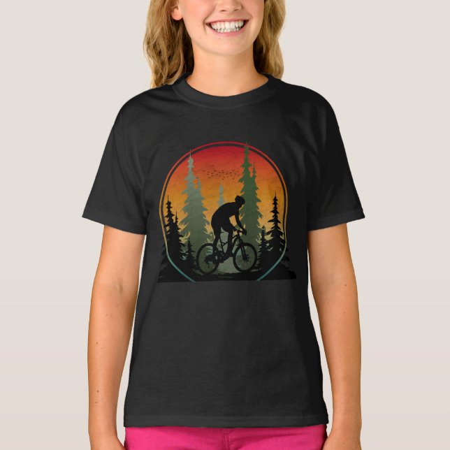 T-shirt Paysage naturel de cyclisme au coucher du soleil (Devant)