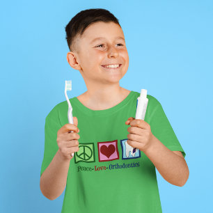 T-shirt Peace Love Orthodontics