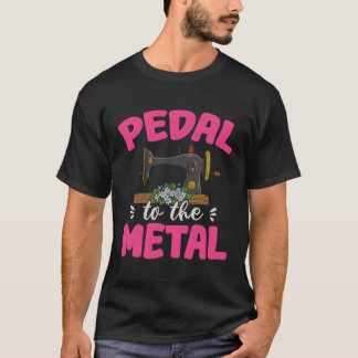 T-shirt Pédale À La Machine À Coudre