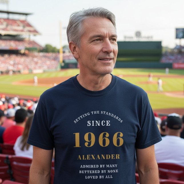 T-shirt Personnalisé 60e anniversaire 1966 Nom Blue Gold (1966 birthday tshirt)