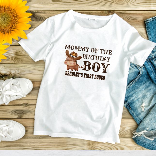 T-shirt Petit cowboy premier rodéo nom personnalisé (Créateur téléchargé)