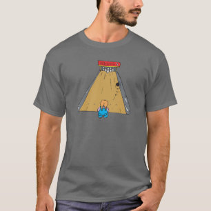 T-shirt petit tout jeune joueur de quilles faisant tomber 