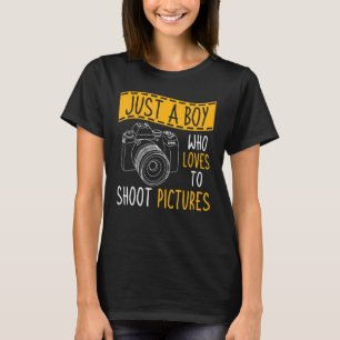 T-shirt Photographie Un Garçon Qui Aime Tirer Photos Photo