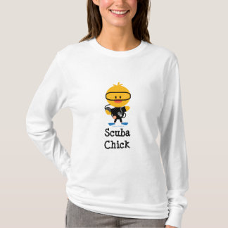T-shirt Pièce en t de douille de poussin de scaphandre