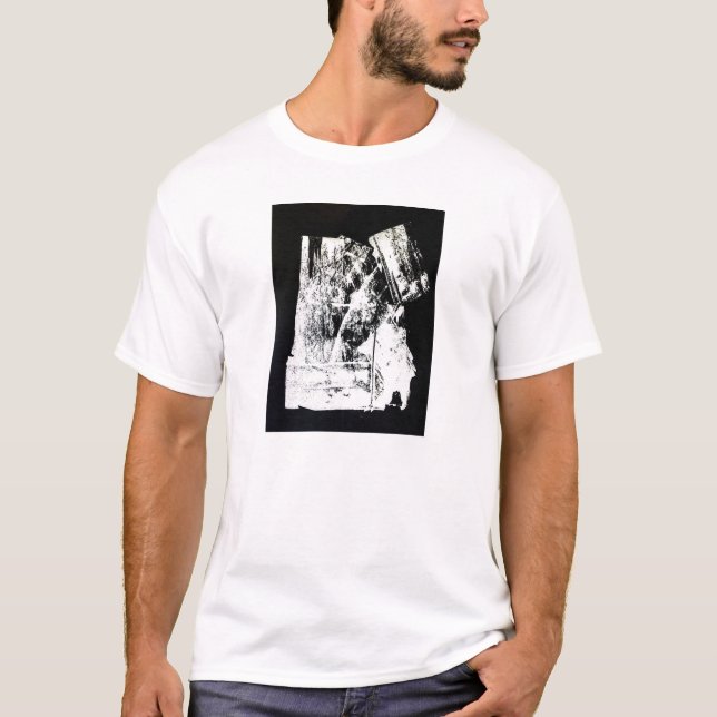 T-shirt Pièce en t de pochoir du "sanctuaire" des hommes (Devant)