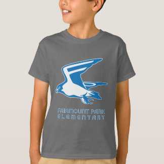 T-shirt Pièce en t foncée de faucon avec le graphique