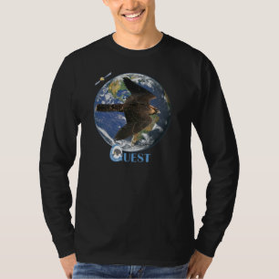 T-shirt Pièce en t longtemps gainée de visite de recherc