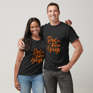 T-shirt Pies Avant Les Gars Typographie