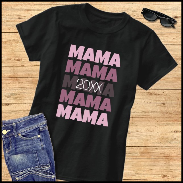 T-shirt Pink Repeat Typography Promoted To Mama 2026 (Créateur téléchargé)