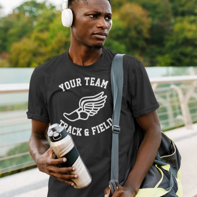 T-shirt Piste Suivi et champ Nom ou texte de l'équipe pers (Custom track and field team shirt with personalize name or text.)