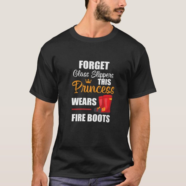 T-shirt Pompiers Femmes Cette Princesse Porte Des Bottes D (Devant)