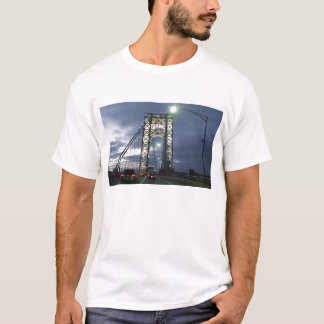 T-shirt Pont au coucher du soleil à New York