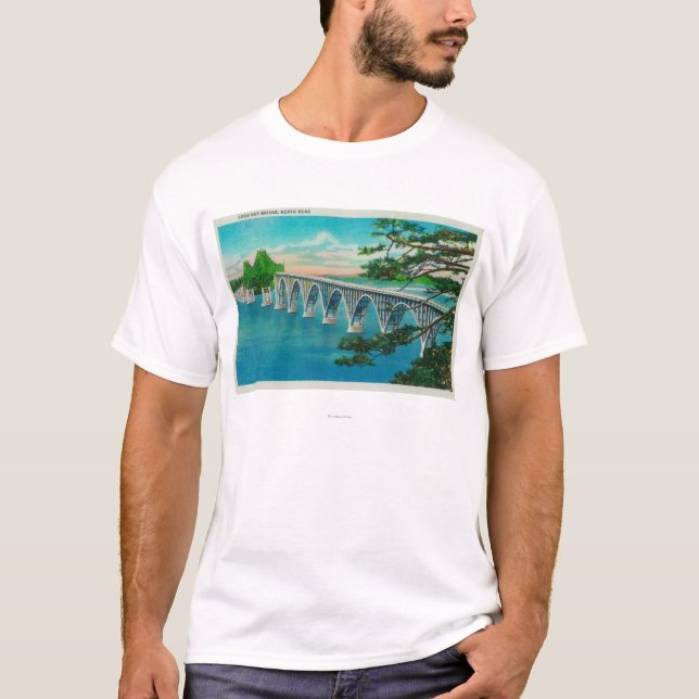 T-shirt Pont de baie de roucoulements dans la courbure du (Devant)