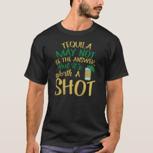 T-shirt potable tiré par partie drôle de tequila