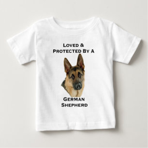 T-shirt Pour Bébé Aimé et protégé par un berger allemand