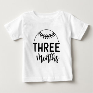 T-shirt Pour Bébé Bébé de trois mois au baseball - Jalons de bébé de