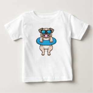 T-shirt Pour Bébé Chien à la piscine avec un bouée de natation