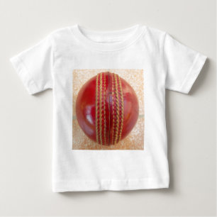 T-shirt Pour Bébé Crimson Stitch Focus : Gros plan du coeur du crick