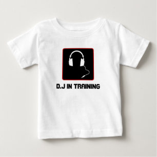 T-shirt Pour Bébé D.J mignon dans la chemise de formation pour des
