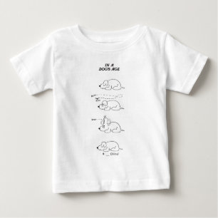T-shirt Pour Bébé Dans l'âge d'un chien