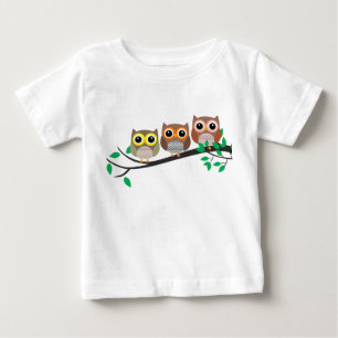 T-shirt Pour Bébé Dessin mignon de trois chouettes sur une branche d