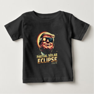 T-shirt Pour Bébé Éclipse solaire partielle 2025 Trump - Inuguration