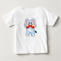 Éléphant à la boxe avec des gants de boxe