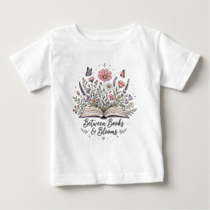 T-shirt Pour Bébé Entre les livres et les floraisons amoureux des li