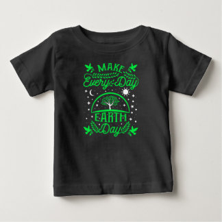 T-shirt Pour Bébé Faire du Jour des terres quotidien