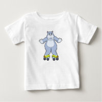 Hippo avec patins à rouleaux