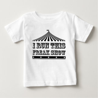T-SHIRT POUR BÉBÉ JE COURS CETTE EXPOSITION DE MONSTRES