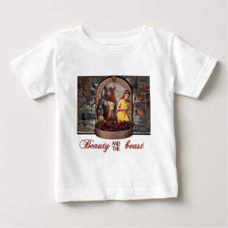 T-shirt Pour Bébé La beauté des fées et la bête Par Chennai Indipup