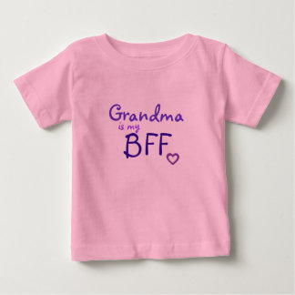 T-shirt Pour Bébé La grand-maman est mon BFF