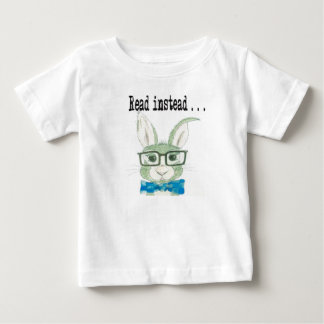 T-shirt Pour Bébé Lapin de lecture de hanche