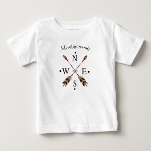 T-shirt Pour Bébé L'aventure attend la typographie Flèches tribales