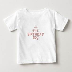 T-shirt Pour Bébé Le garçon du jour de fête