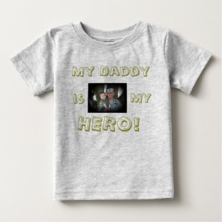T-SHIRT POUR BÉBÉ MON PAPA EST MON HÉROS 2