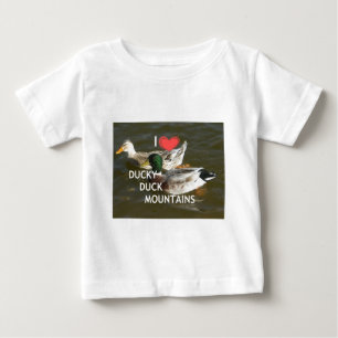 T-shirt Pour Bébé Montagnes de canards.
