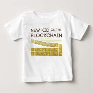 T-shirt Pour Bébé Nouvel enfant sur la chaîne de bloc