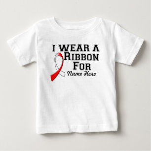 T-shirt Pour Bébé Personnalisez-moi portent un ruban rouge et blanc