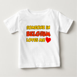 T-shirt Pour Bébé Quelqu'Un En Belgique M'Aime