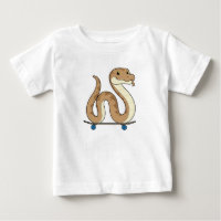 Serpent comme patineur avec skateboard
