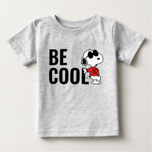 T-shirt Pour Bébé Snoopy "Joe Cool" debout