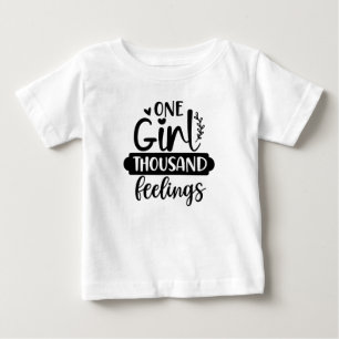 T-shirt Pour Bébé Une fille mille sentiments Bébé drôle